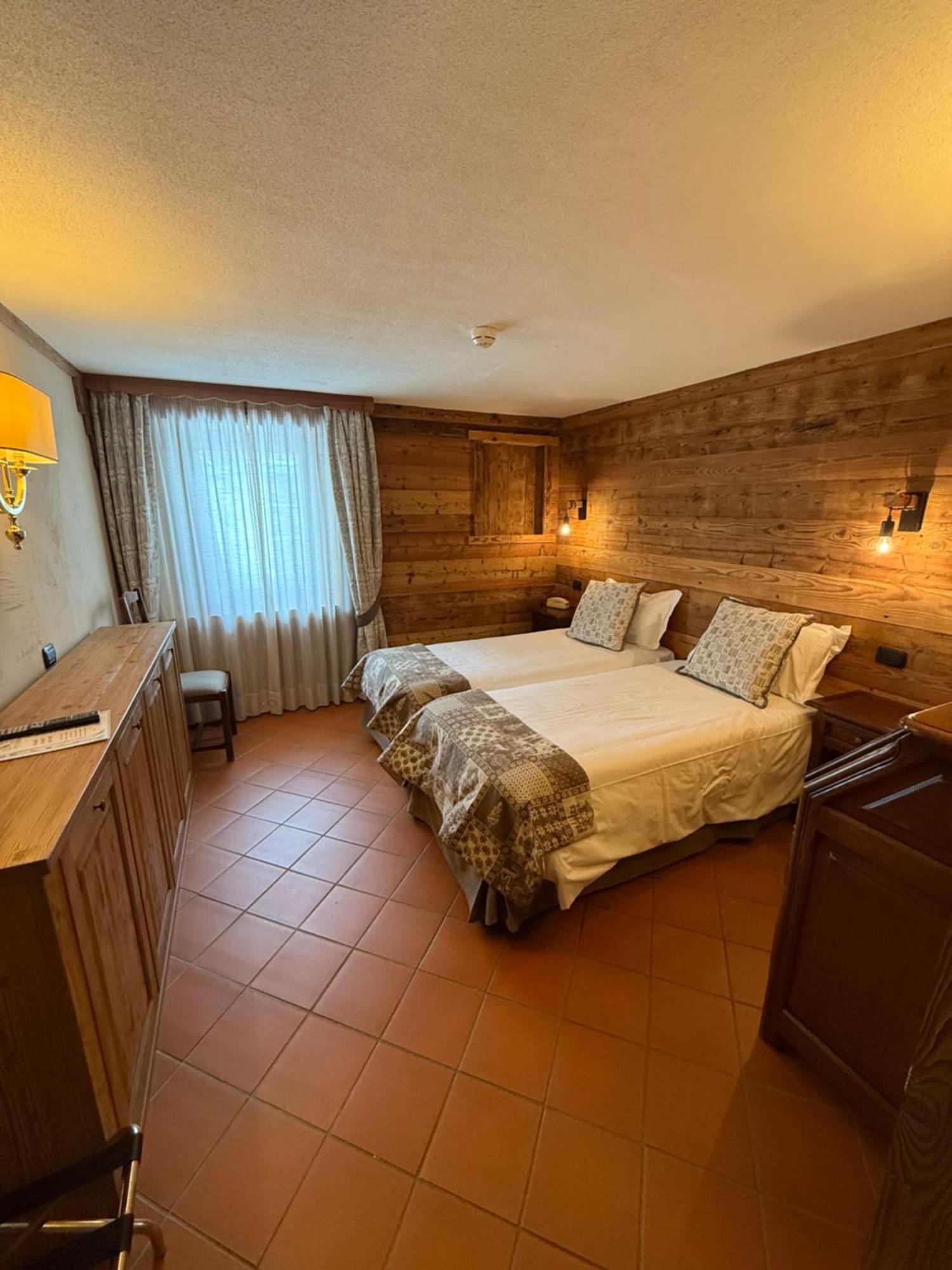 Hotel Jumeaux Breuil-Cervinia Exterior foto